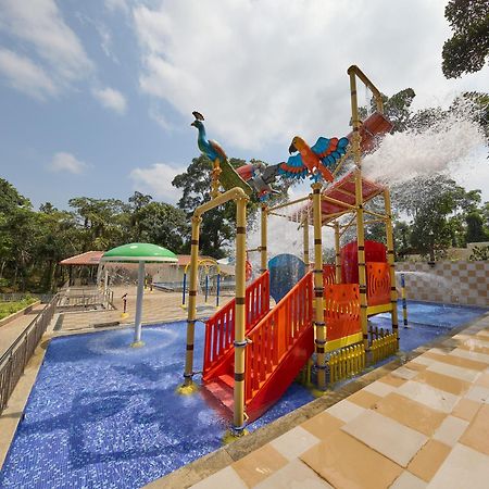Regenta Resort סאקלשפור מראה חיצוני תמונה