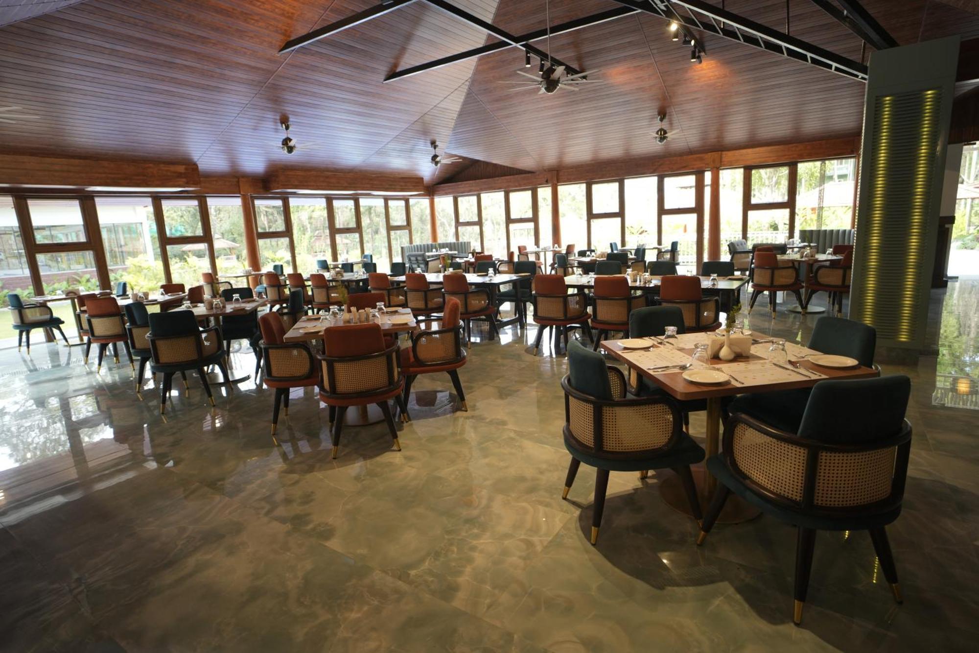 Regenta Resort סאקלשפור מראה חיצוני תמונה